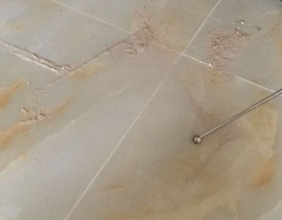 海阳瓷砖空鼓维修公司分享粘合剂选择不当在瓷砖铺贴过程中可能导致以下问题